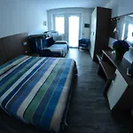 Hotel National 2*
