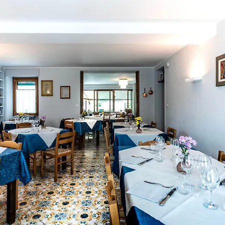 Hotel National 2*