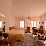 Otel National