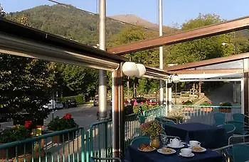 National Ξενοδοχείο